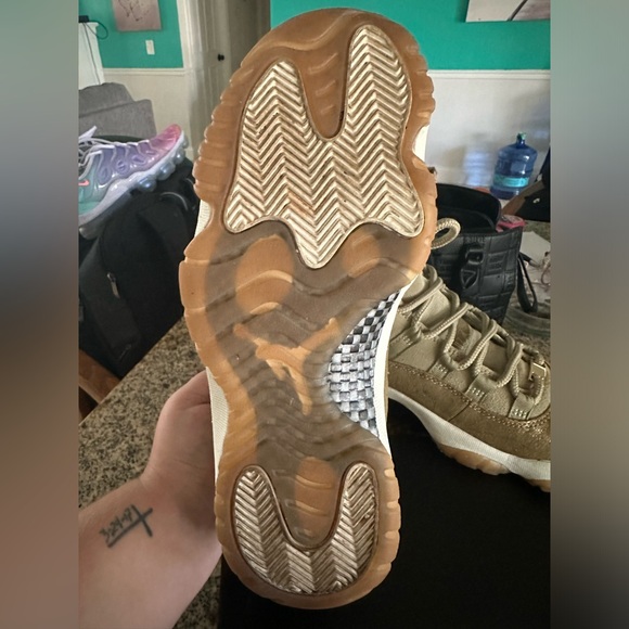 Like new Jordan Retro 11’s - Picture 4 of 4